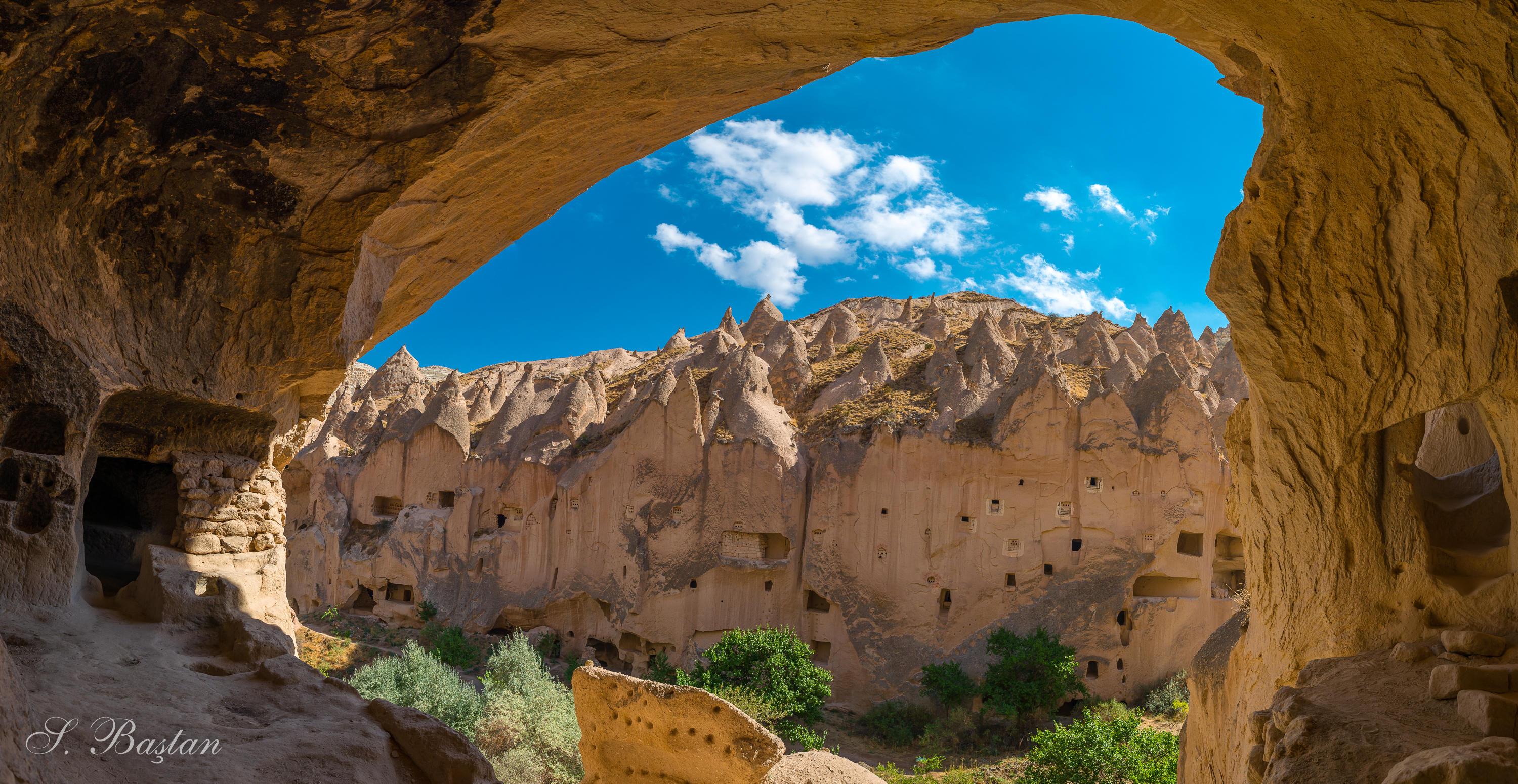 sıralı ve dengeli bir⁤ dekorasyon i̇çin ⁣alanları⁢ aynı eşyalarla tamamlama
